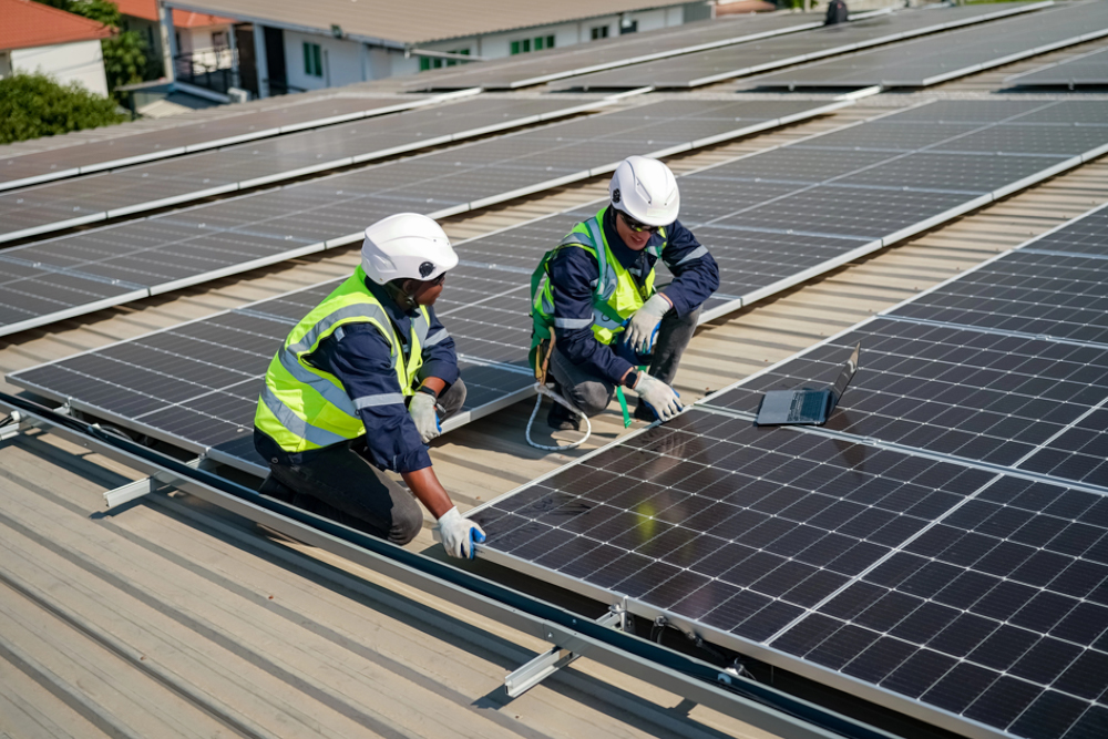 How Solar Inverter And Charge Controller Coordinate In A Solar System