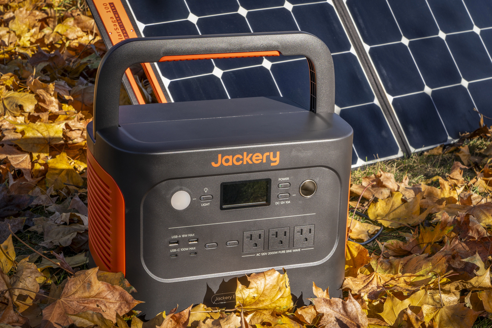 Why Use Lithium Batteries For Solar Panels?